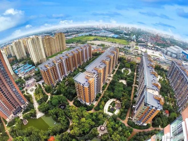 就在刚刚成都发布了17条稳定房地产市场发展的措施。(图1)