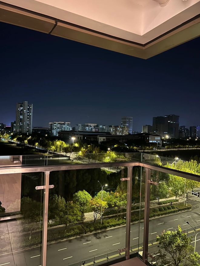 现在高价卖掉房子的人都将后悔？2025年中国房产或开始一轮洗牌(图6)