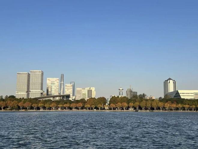 坚决打响房地产保卫战！不能任其惯性下坠(图7)