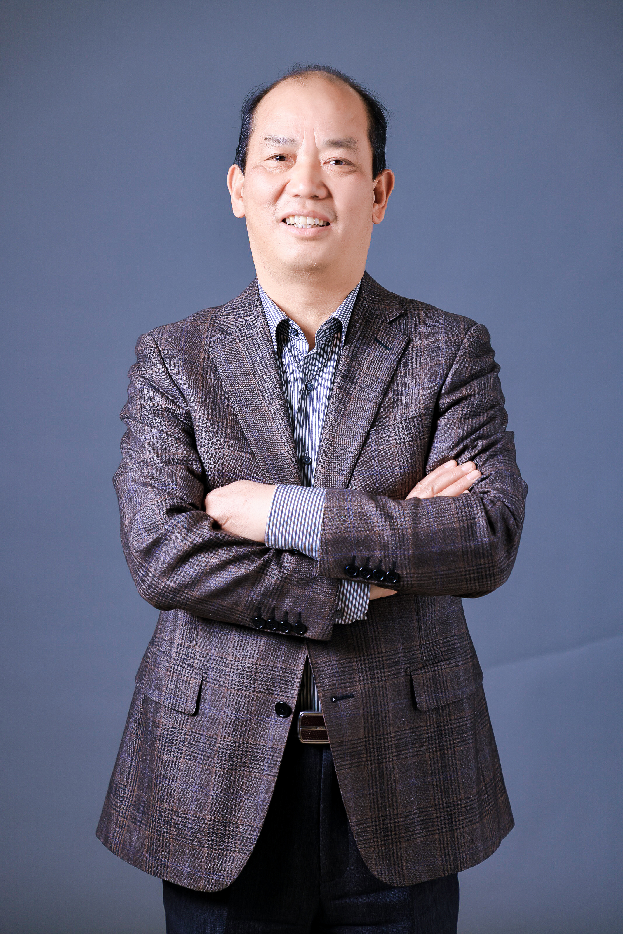 解读2024中国经济年报专访祝宝良：一揽子增量政策显效助推四季度数据超预期今年扩内需支撑点在于服务性消费(图1)