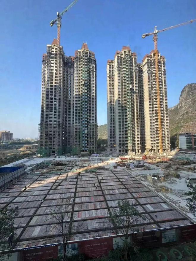 刚刚！桂林恒大项目全面清算地产巨头崩塌仍在继续(图2)
